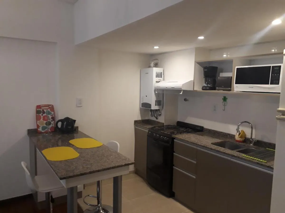 メンドーサDepartamento Montevideoアパートメント